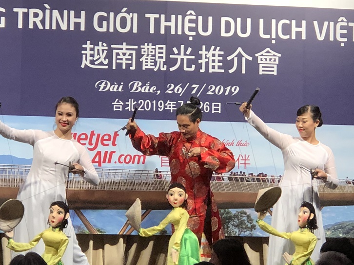 Theo dòng thời sự