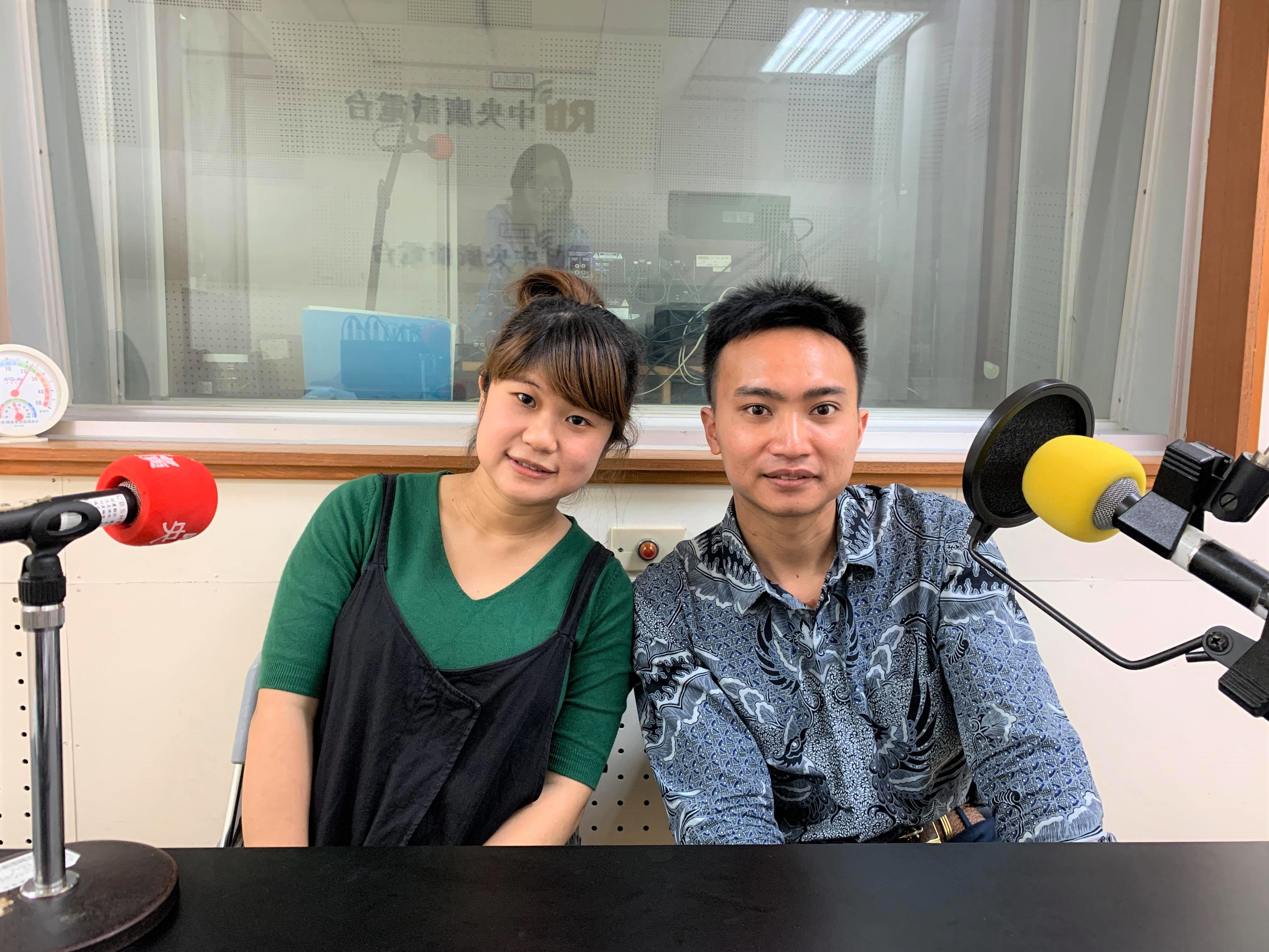 Chuyện tình chồng Việt vợ Đài và những bài thơ tình Hoa ngữ (phần 1) Chuyện tình chồng Việt vợ Đài và những bài thơ tình Hoa ngữ (phần 1)