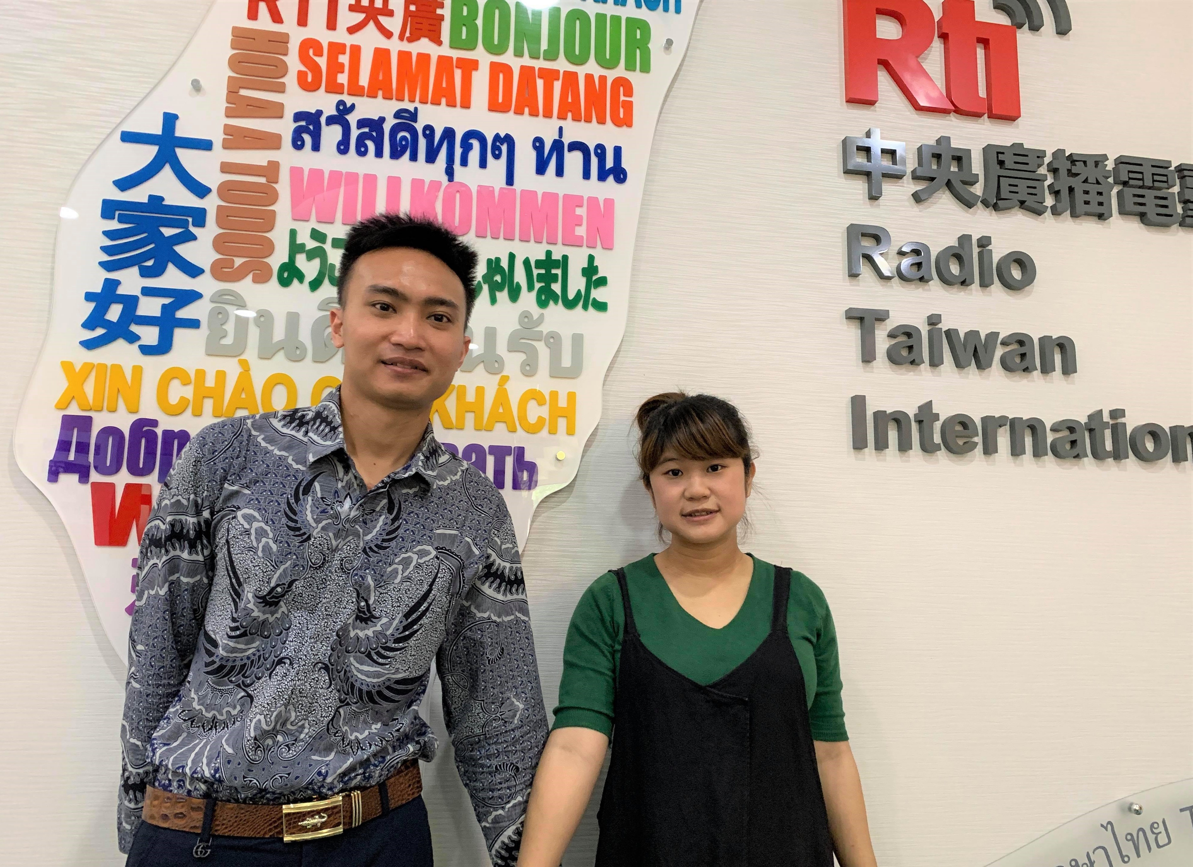 Chuyện tình chồng Việt vợ Đài và những bài thơ tình Hoa ngữ (phần 2) Chuyện tình chồng Việt vợ Đài và những bài thơ tình Hoa ngữ (phần 2)