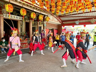 Tìm hiểu đội hình biểu diễn Bát Gia Tướng
