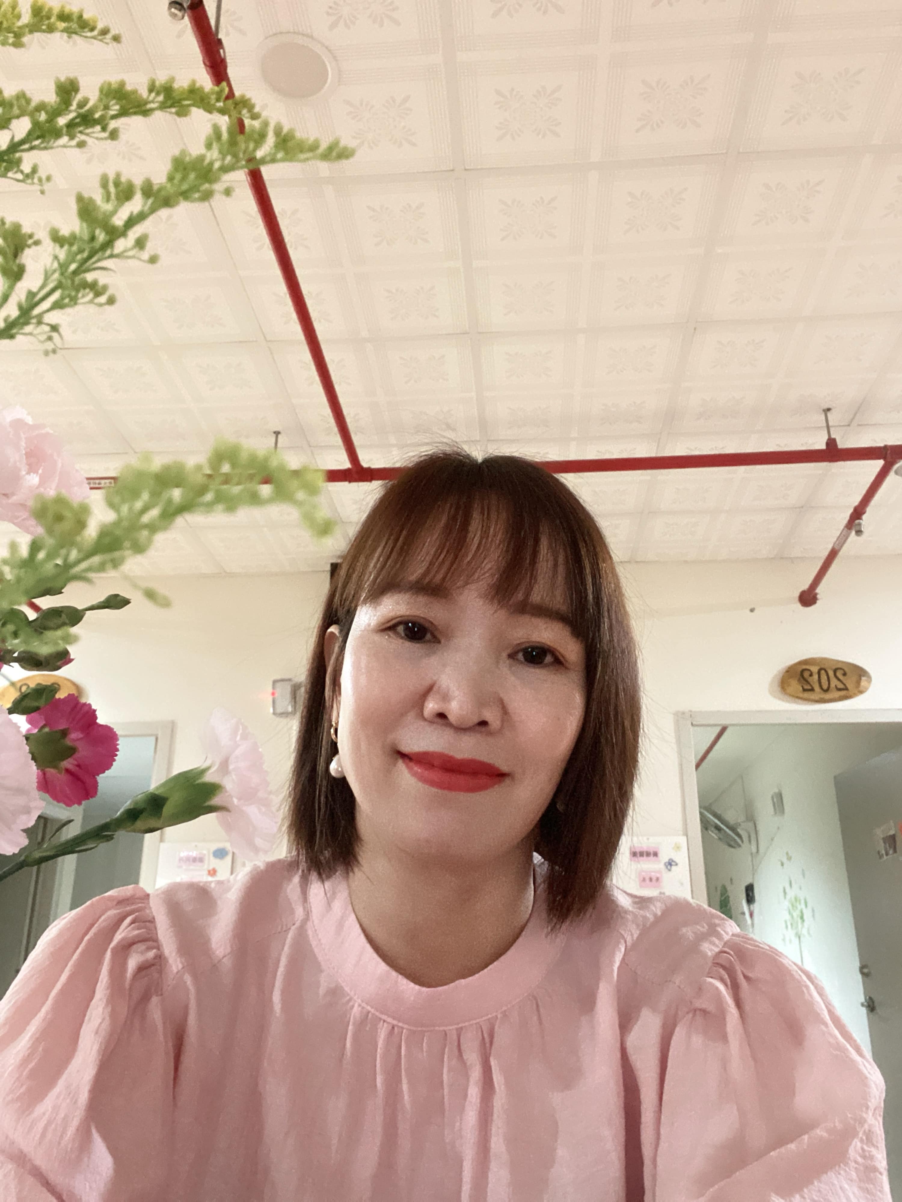 Giờ hẹn các bạn (Th.Ba) (b) - Phỏng vấn lao động di trú gương mẫu toàn quốc 2025 Nguyễn Thị Thiêm (2)