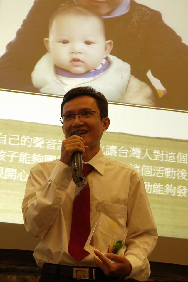 Trò chuyện với tác giả Cổ Lam, người đoạt giải tại Giải văn học Trò chuyện với tác giả Cổ Lam, người đoạt giải tại Giải văn học