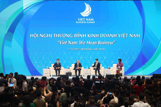 Khai mạc Hội nghị thượng đỉnh kinh doanh Việt Nam
