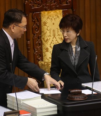 Hồng Tú Trụ: Nhiệm vụ của Chủ tịch đảng đơn thuần, tới lượt ai thì người đó gánh.