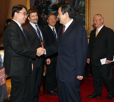 Tổng thống Mã Anh Cửu khích lệ phát triển công nghệ sinh học.
