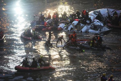 13 người lâm nạn trong tai nạn rơi máy bay, Hãng hàng không TransAsia thành lập Trung tâm ứng biến khẩn cấp