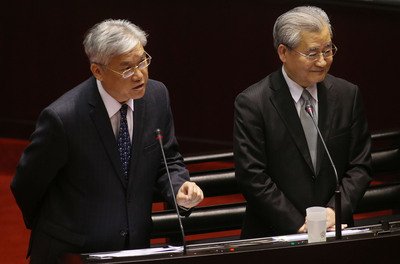 Hạ Lập Ngôn: Không loại trừ gặp mặt với ông Trương Chí Quân vào tháng 4.