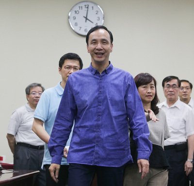 Chủ tịch đảng Quốc Dân Chu Lập Luân khẳng định không tranh cử Tổng thống khóa 2016, hy vọng đảng Quốc Dân thực tâm đoàn kết