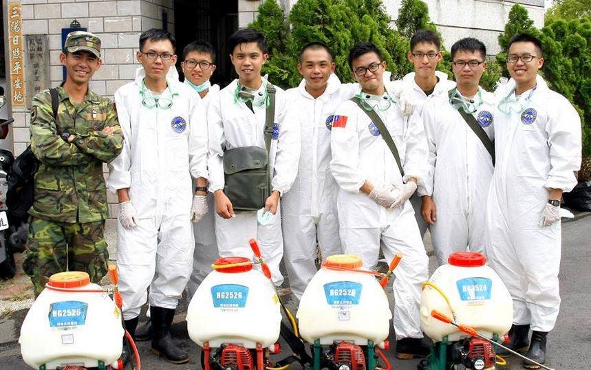 Dịch sốt xuất huyết lan mạnh tại Đài Nam, các trường học đẩy mạnh công tác phòng bệnh.