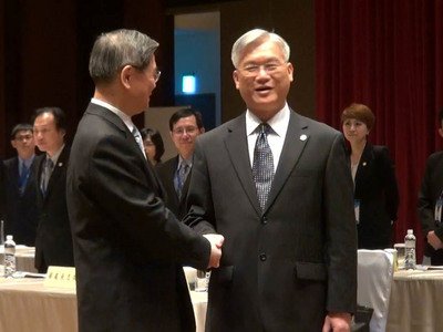 Gặp gỡ giữa Hạ Lập Ngôn - Trương Chí Quân diễn ra tại Quảng Châu thảo luận trung chuyển hành khách Trung Quốc