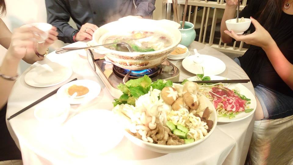 Ăn nhiều lẩu coi chừng mất canxi máu