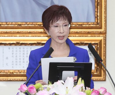 Nhậm chức chủ tịch đảng Quốc Dân, Hồng Tú Trụ hy vọng củng cố các thuyết luận, bồi dưỡng thanh niên trẻ
