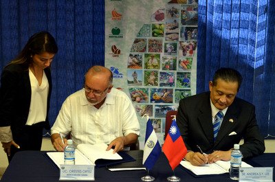 Đài Loan trợ giúp El Salvador trồng rau quả nhiệt đới.
