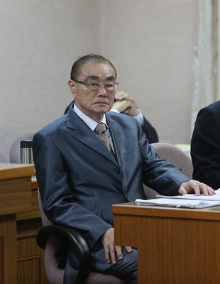 Bộ quốc phòng sẽ đưa ra nhu cầu mua sắm vũ khí. Phùng Thế Khoan : Hy vọng ngân sách quốc phòng ít nhất cũng đạ
