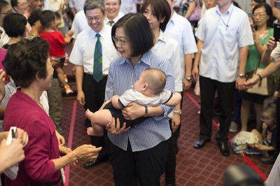 Ngày Gia đình Phủ Tổng thống, tổng thống Thái Anh Văn cảm ơn người nhà của các công nhân viên chức chính phủ