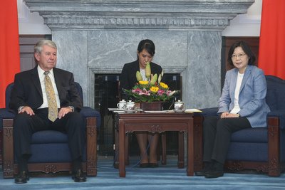 Tổng thống Thái Anh Văn: Công nghiệp bán dẫn là trụ cột kinh tế, phải đảm bảo cung cấp điện nước ổn định