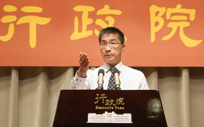 Chịu trách nhiệm trước vụ án rửa tiền, chủ nhiệm Uỷ ban quản lý tài chính Đinh Khắc Hoa từ chức
