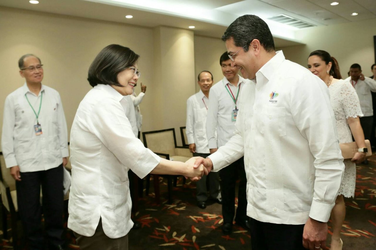 Honduras đến Đài Loan tìm thị trường mới.