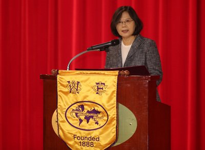 Tổng thống Thái Anh Văn : Thông qua chính sách, nâng cao tỉ lệ phụ nữ tham gia lực lượng lao động