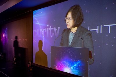 Tổng thống Thái Anh Văn khẳng định luồng suy nghĩ của Audrey Tang, nguyện cùng với hacker giữ gìn cuộc đối thoại