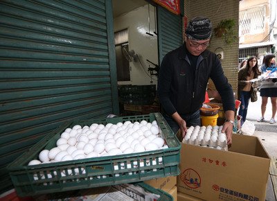 Ăn trứng sống không an toàn