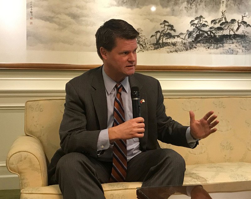 Randall Schriver : Hệ thống THAAD chưa chắc đã thích hợp với Đài Loan