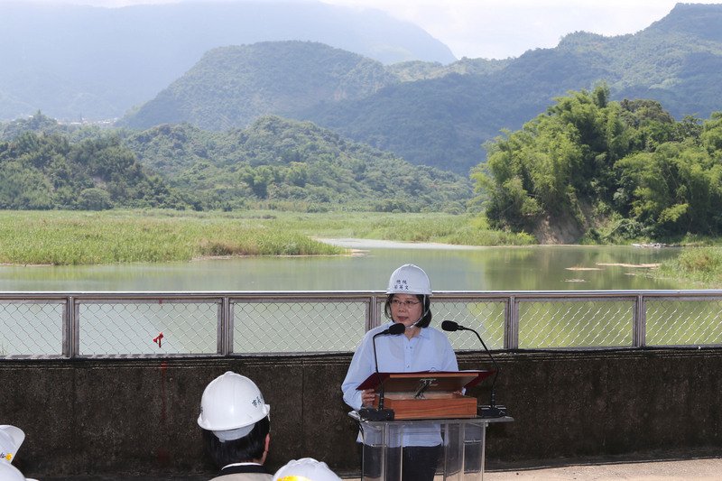 Tổng thống Thái Anh Văn : Giải quyết tình trạng bồi lắng trong hồ chứa nước, giúp thế hệ sau tiết kiệm tiền