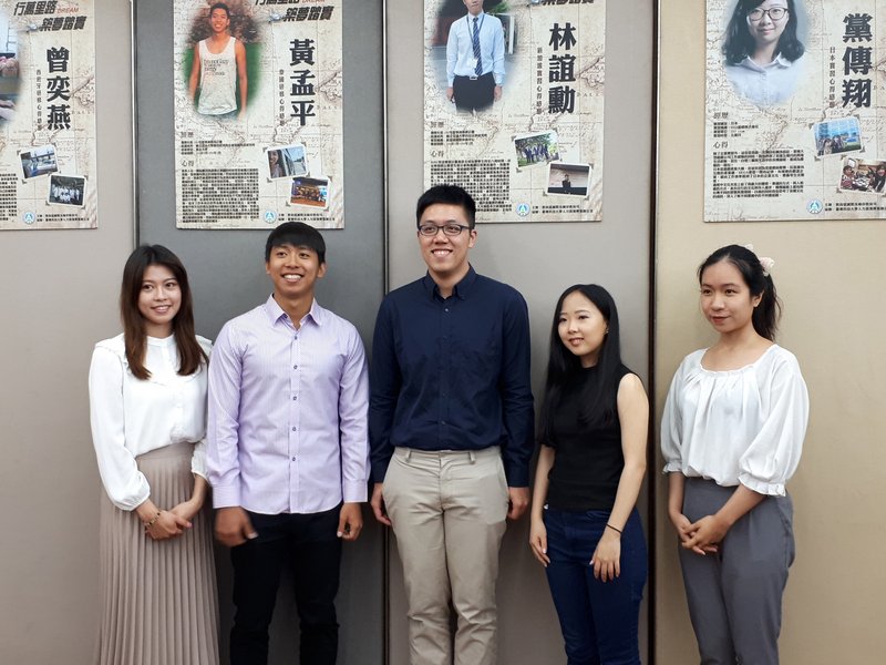 Bộ giáo dục tổ chức buổi chia sẻ tâm đắc về chương trình học tập tại hải ngoại