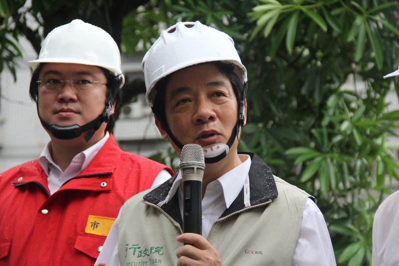 Thủ tướng Lại Thanh Đức: tăng lương quân nhân, công chức, giáo viên sẽ cổ vũ sĩ khí, tác động lên kinh tế
