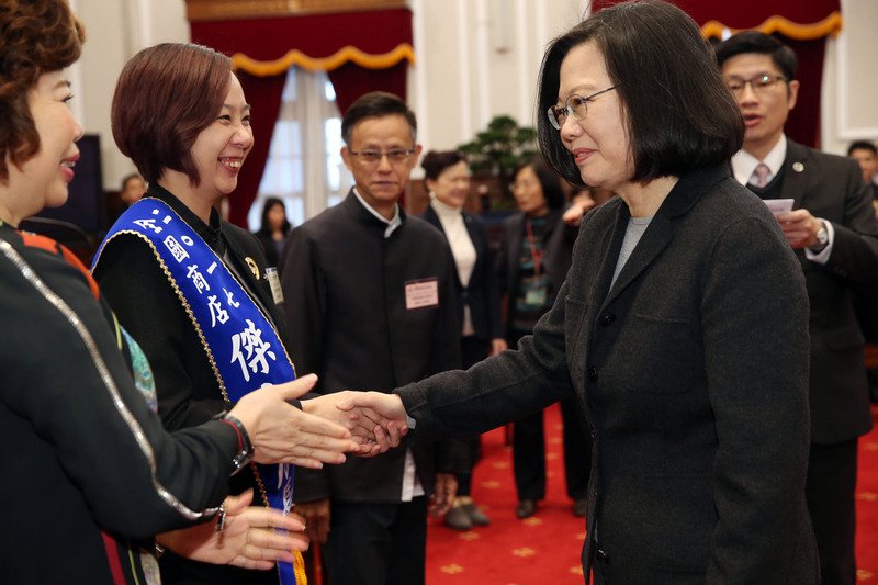 Tổng thống Thái Anh Văn: nếu không giải quyết vấn đề lương thấp, Đài Loan sẽ rơi vào vòng luẩn quẩn