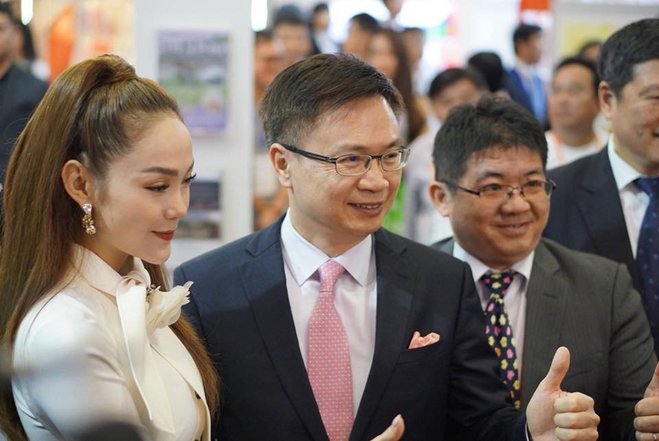 TAITRA thúc đẩy cơ hội xúc tiến thương mại tại Việt Nam, ông Hoàng Chí Phương cất cao tiếng hát qua bài ca“愛拚才會贏”