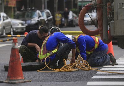Sẽ nới lỏng quy định làm 7 ngày có 1 ngày nghỉ, và được phép đi làm 12 ngày liên tục