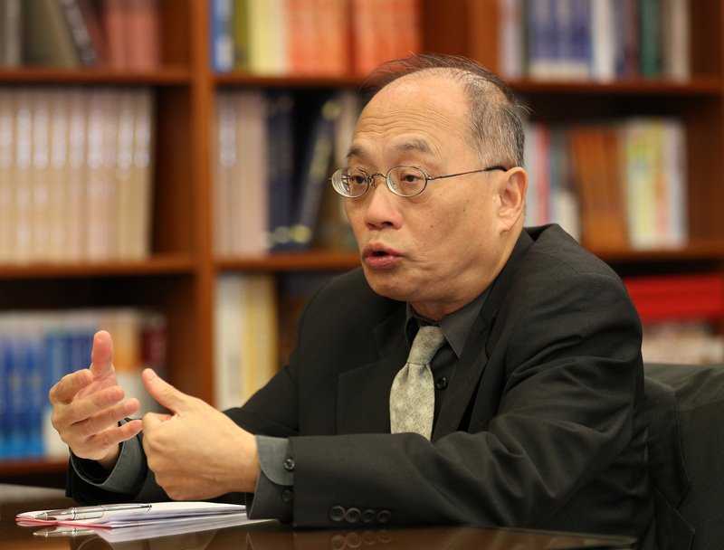 Viện Hành chính: Ngô Mật Sát đảm nhận vị trí Viện trưởng của Cố Cung, Lâm Trung Uy lên chức Chủ nhiệm Ủy ban Hải dương