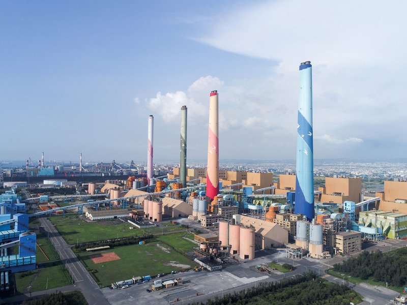 Bộ trưởng Kinh tế nhấn mạnh: sẽ có khó khăn nếu một nửa số tổ máy của Nhà máy nhiệt điện Đài Trung ngừng hoạt động