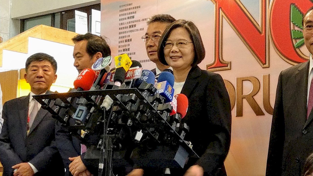 Tổng thống: sau 3 năm công tác phòng chống ma túy đã được đạt thành quả, quyết tâm đả kích ma túy không hề bị lay chuyển