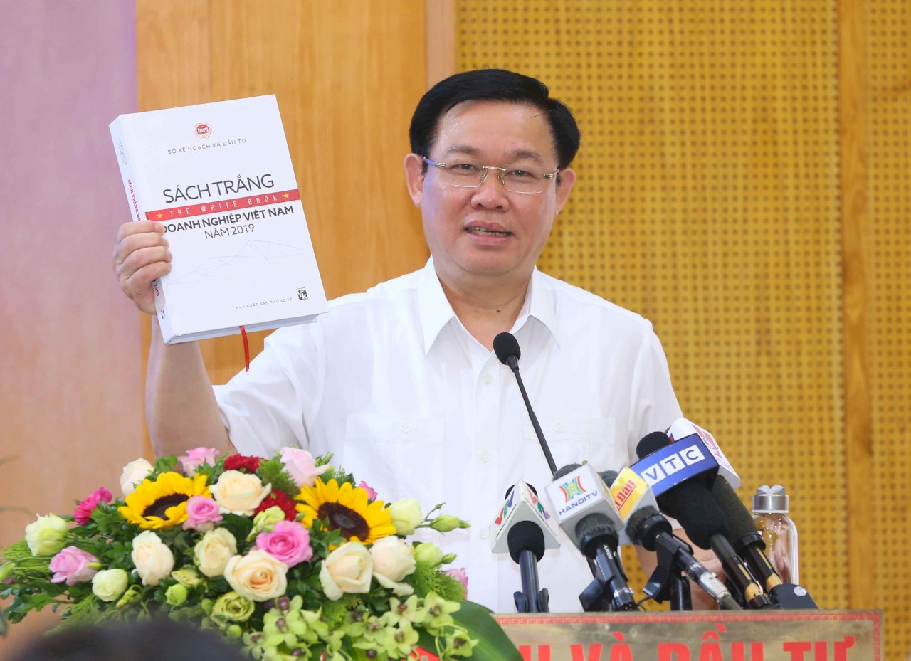 Việt Nam lần đầu tiên công bố Sách trắng Doanh nghiệp Việt Nam, doanh nghiệp nước ngoài có hoạt động kinh doanh hiệu quả nhất