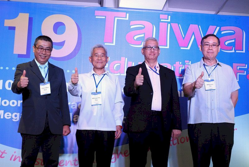 Cơ hội học tiếng Hoa và môi trường ngành nghề chính là nguyên nhân thu hút nhiều sinh viên Philippines muốn đến Đài Loan học tập