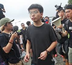 Hoàng Chi Phong người sáng lập đảng Demosisto lại bị bắt