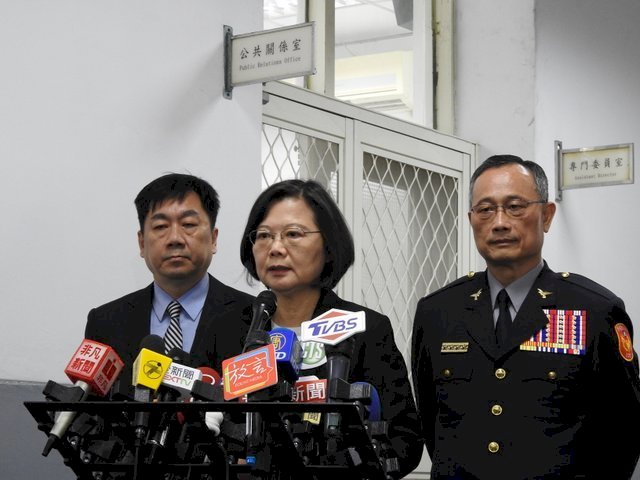 Tội phạm tạt sơn được bảo lãnh tại ngoại. Tổng thống: Không bình luận nhưng hy vọng tư pháp thể hiện chính nghĩa.