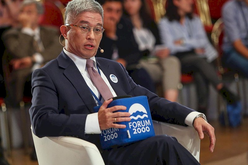 Thứ trưởng Từ Tư Kiệm tham dự Forum 2000 tại Praha, Bộ Ngoại giao: sâu sắc hóa mối quan hệ với Cộng hòa Czech