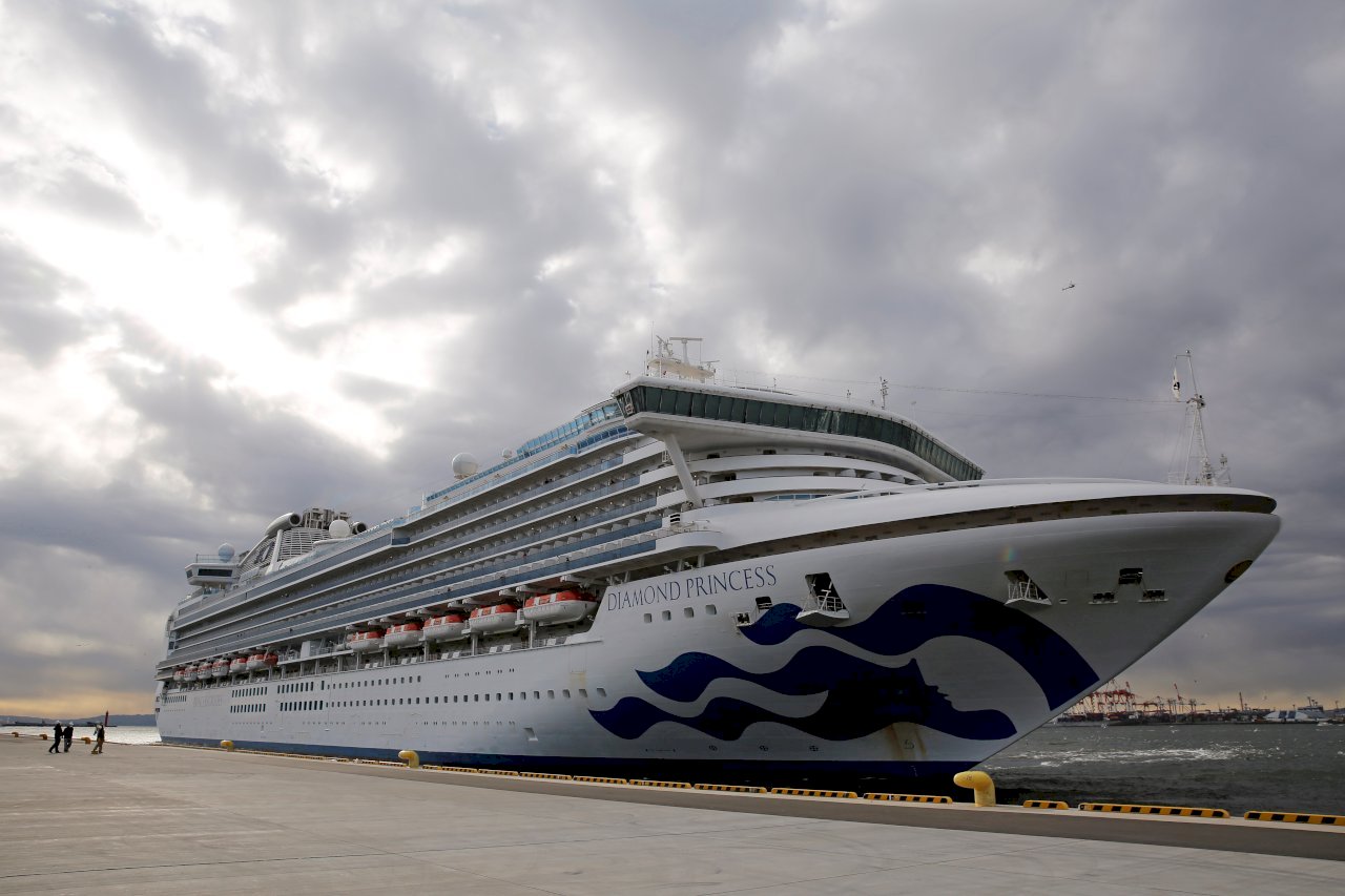 Du thuyền Diamond Princess có một phụ nữ Đài Loan nhiễm viêm phổi, dự kiến có thể xuất viện vào ngày 09/02