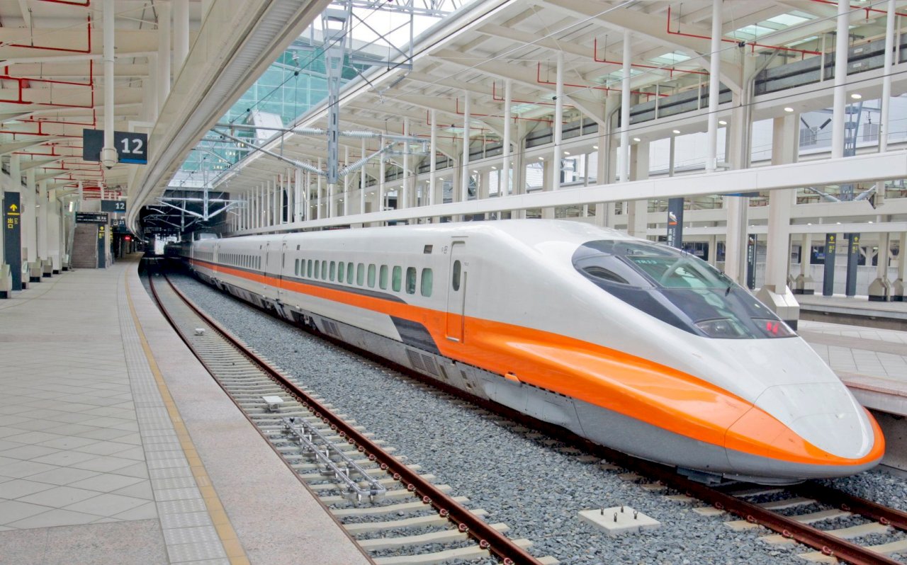 Ga cao tốc Đào Viên gắn thiết bị đo thân nhiệt, hành khách có nhiệt độ trên 37.5 độ sẽ không được vào ga
