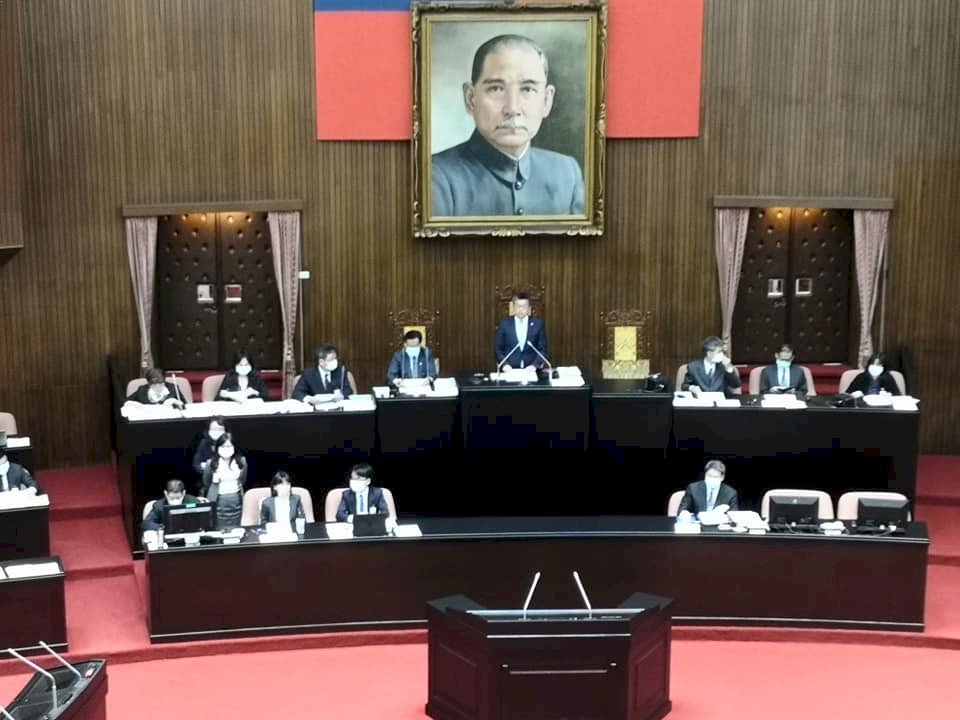 Viện Hành chính thông qua thêm 150 tỷ ngân sách đặc biệt cứu trợ kinh tế, có thể giúp GDP tăng 0.9%