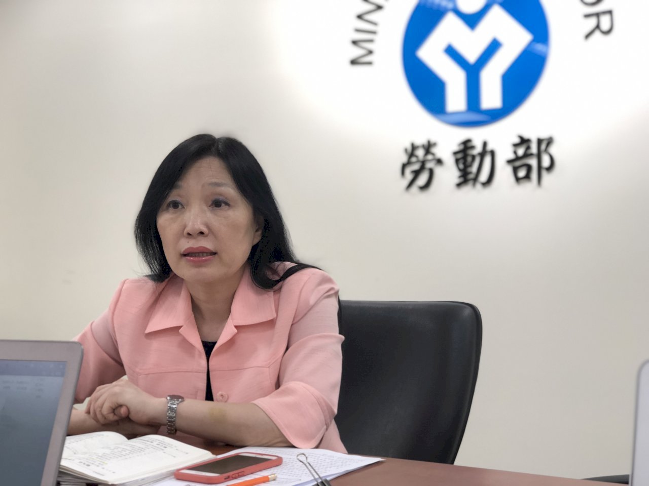 Đi làm trong kỳ nghỉ Tết Đoan Ngọ, tiền lương trong ngày nghỉ lễ và nghỉ thường phải tính như thế nào?