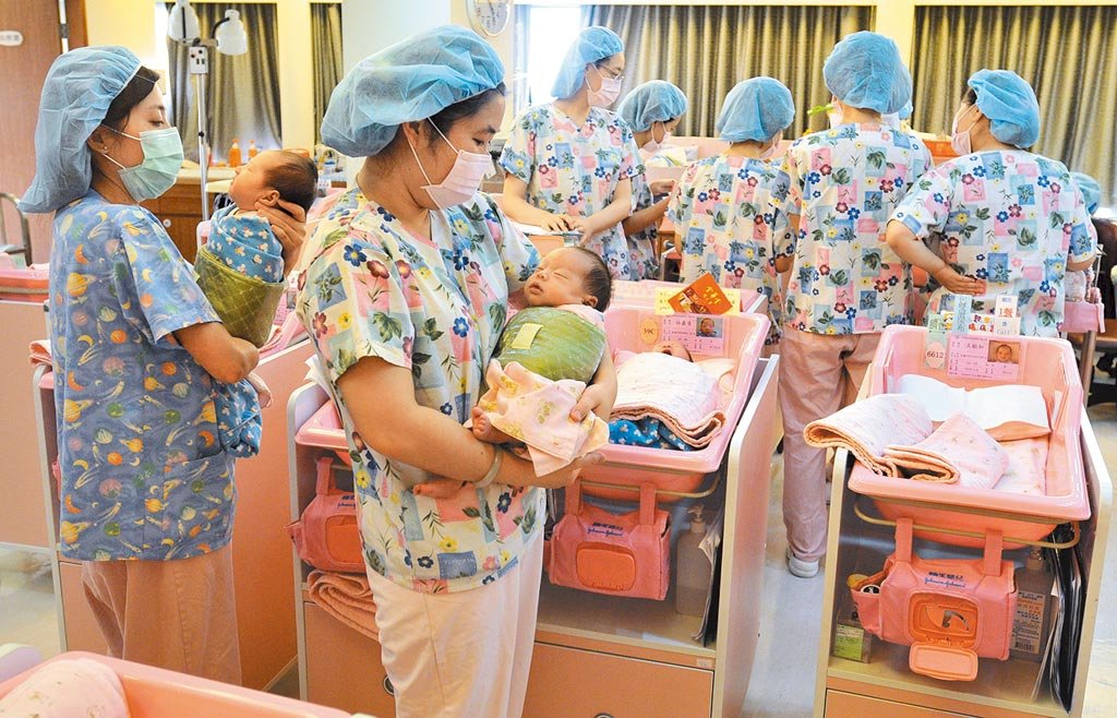 6 tháng đầu năm tại Đài Loan số lượng tử vong cao gần 9000 nghìn người so với số lượng sinh con