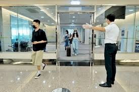 Ngày 19/8 Đài Loan không có ca nhiễm mới, mở cửa nhập cảnh đối với học sinh sinh viên nước ngoài và Trung Quốc, sau khi cách ly tại nhà vẫn phải tiếp nhận xét nghiệm