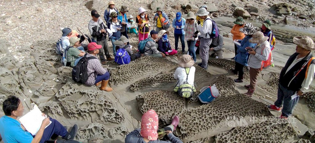 Hải đảo đáng yêu - Khu du lịch sinh thái tại Bán đảo Hằng Xuân