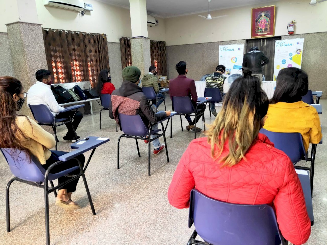 Đài Loan khắc phục bao gian truân để tổ chức kỳ thi TOCFL tại Ấn Độ, nhiều thí sinh bỏ thi HSK để đến thi TOCFL