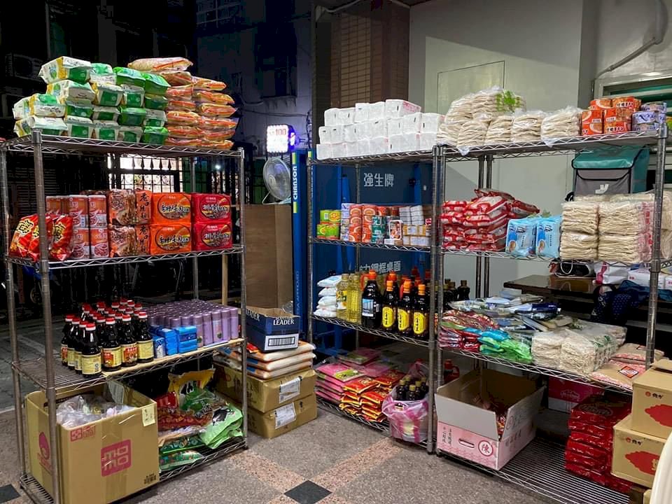 Cộng đồng người Việt tại Đ.L- Sơ Hồng Diễm giới thiệu về hoạt động trợ giúp cộng đồng người nước ngoài.