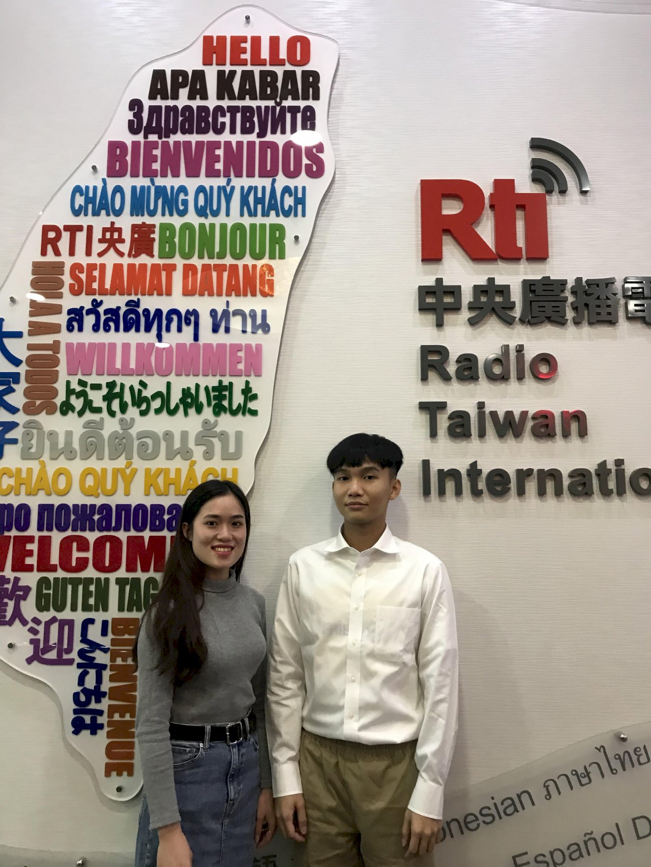 Chuyện trò cùng hai bạn trẻ đoạt giải trong cuộc thi phiên dịch của Ủy ban Sự vụ Hoa kiều (II)